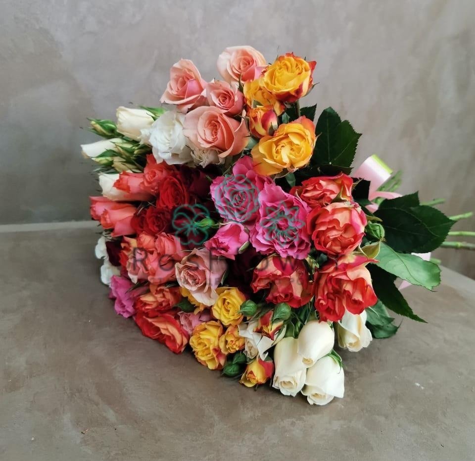 Букет цветов из: Розы в Центральный