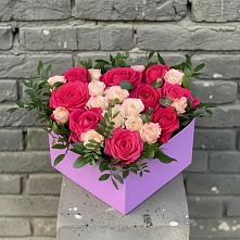 Цветочная композиция из Розы в коробке в Центральный