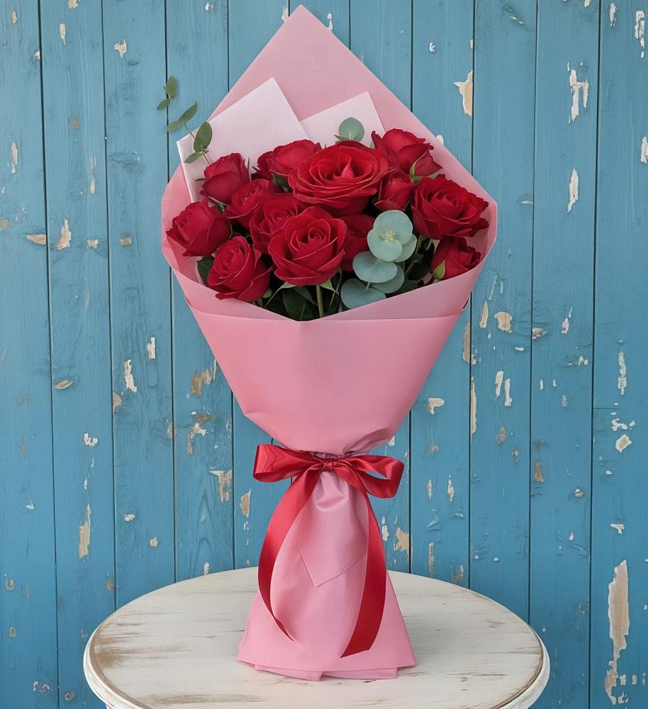 Букет цветов из: Розы в Центральный