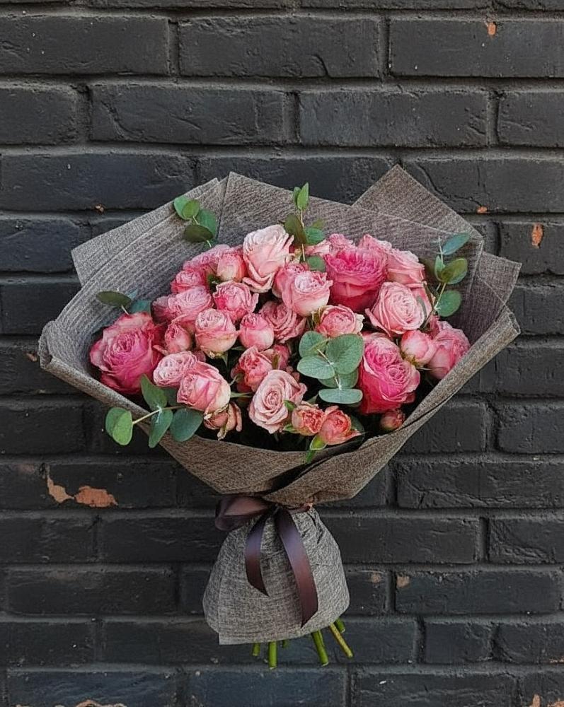 Букет цветов из: Розы в Центральный