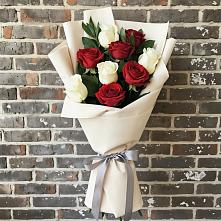 Букет цветов из:  Розы в Центральный
