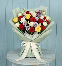 Букет цветов из:  Розы в Центральный