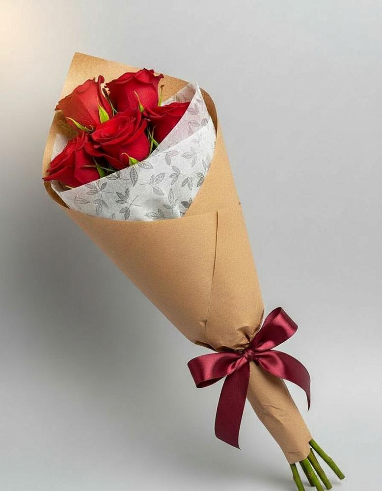 Букет цветов из: Розы в Центральный