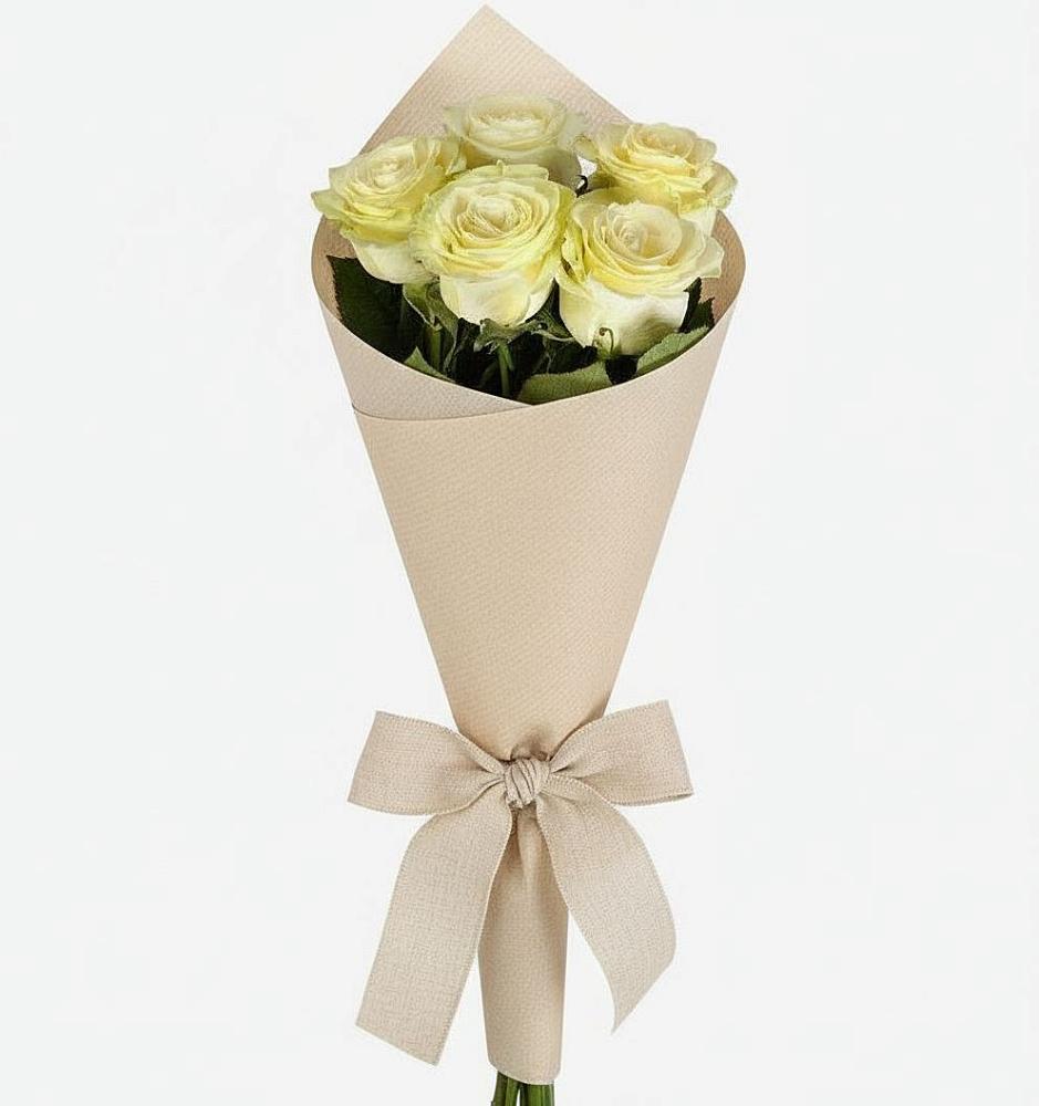 Букет цветов из: Розы в Центральный