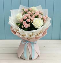 Букет цветов из:  Розы в Центральный