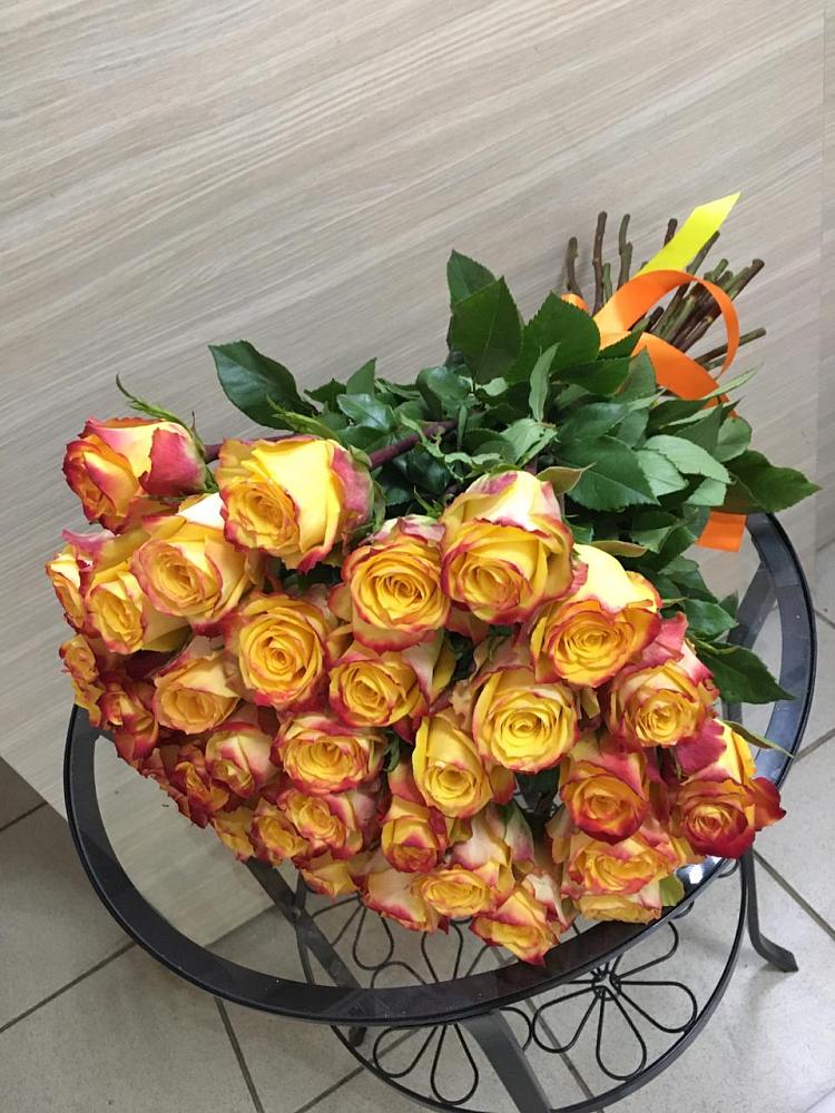 Букет Желтые розы в Центральный