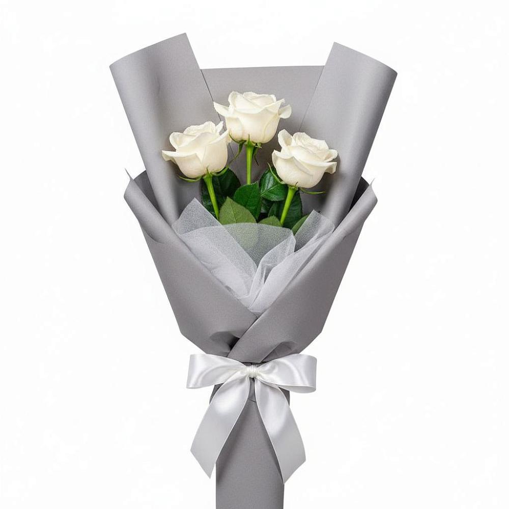 Букет 3 белые розы в Центральный