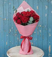 Букет цветов из:  Розы в Центральный
