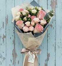 Букет цветов из:  Розы в Центральный