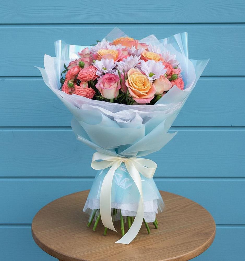 Букет цветов из: Хризантемы и Розы в Центральный