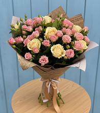Букет цветов из:  Розы в Центральный