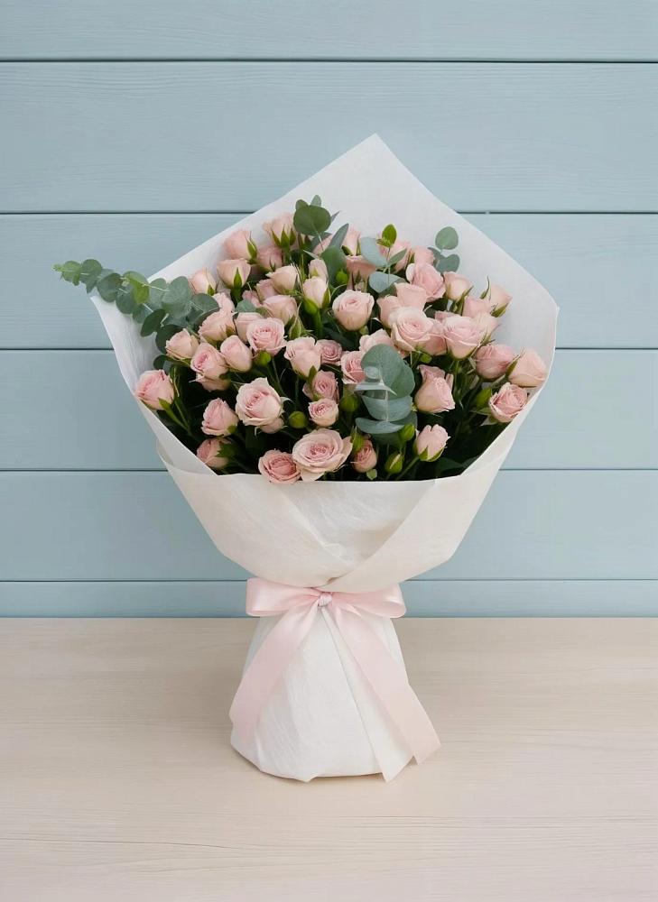 Букет цветов из: Розы в Центральный