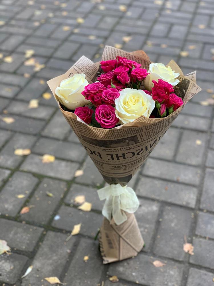 Букет цветов из: Розы в Центральный